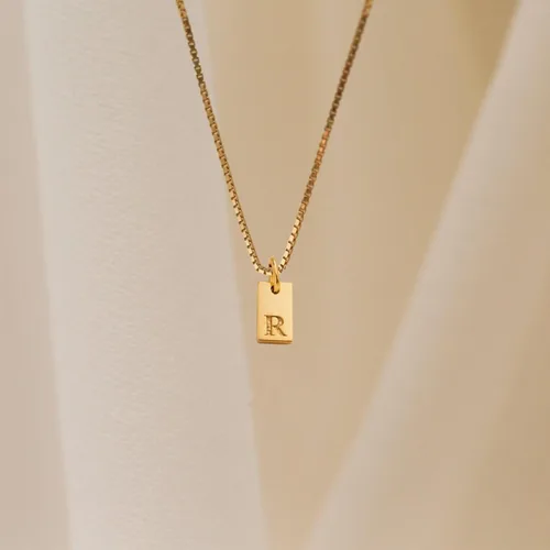Vista 4 de Collares con iniciales para mujer, delicado collar con letra de oro de 14 quilates, chapado en oro de 14 quilates, collar con inicial de oro simple
