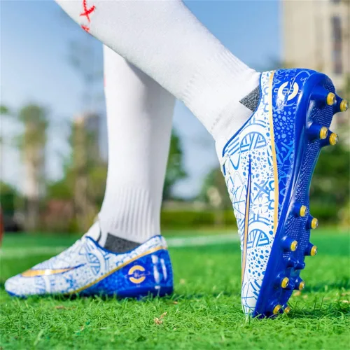 Vista 2 de KAEAEILSS Botas de fútbol para hombre, zapatos de fútbol, zapatos de punta, zapatos cómodos para adultos, atléticas, al aire libre