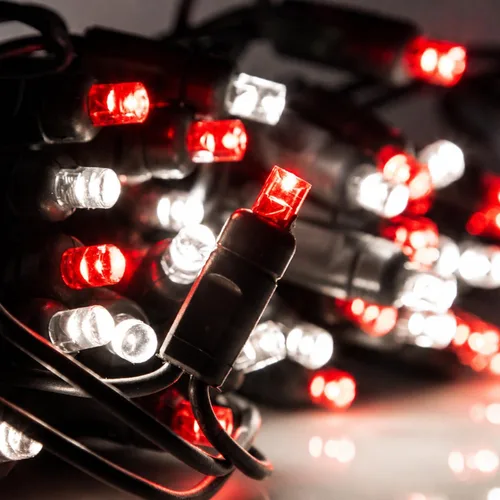 Vista 2 de Luces LED de Navidad Pro – 50 unidades de luces de cadena cónicas de ángulo amplio – Juego de luces festivas profesionales para interiores