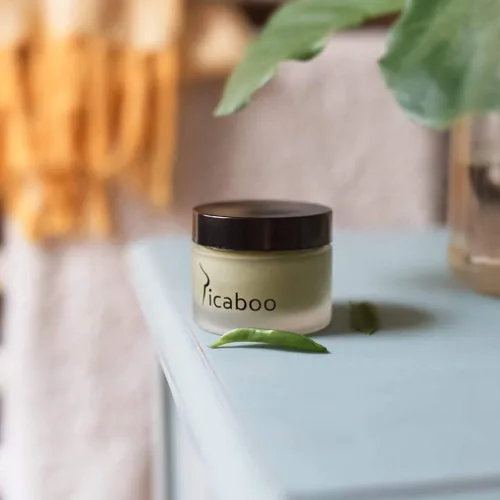 Vista 4 de Tratamiento para la dermatitis debajo del seno: Bálsamo natural para el alivio de la irritación y rozaduras en el seno. A base de plantas. Aceite