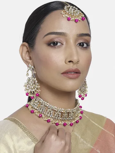 Vista 2 de Aheli Elegant Indian Faux Kundan Studded Choker Necklace with Maang Tikka Earrings Set Ethnic Wedding Festive Wear Fashion Jewelry for Women, Girls