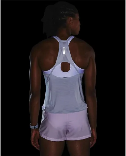 Vista 6 de Under Armour Camiseta de tirantes Qualifier Iso-Chill Running para mujer