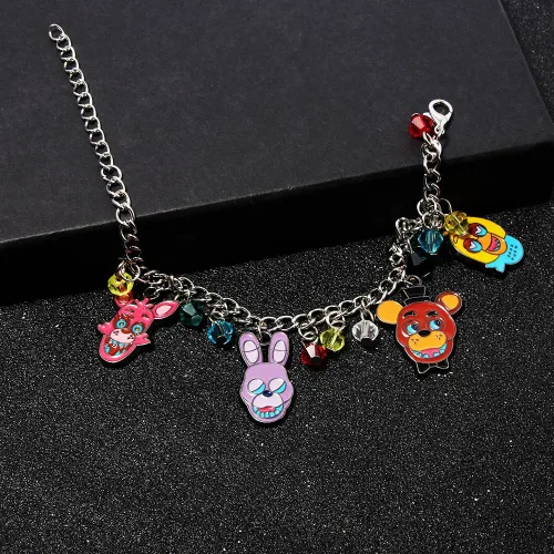 Vista 4 de FNAF - Insignia de guardia de seguridad Pin de guardia nocturno de Freddy Fazbear Regalos de disfraz de la FNAF para niños, hombres, mujeres