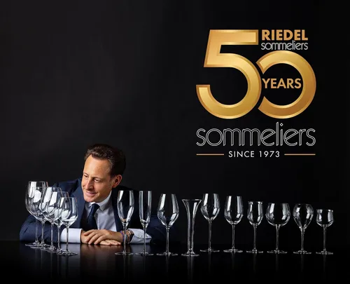 Vista 7 de Riedel 4400/16 Sommeliers - Copa de vino Grand Cru color burdeos, transparente