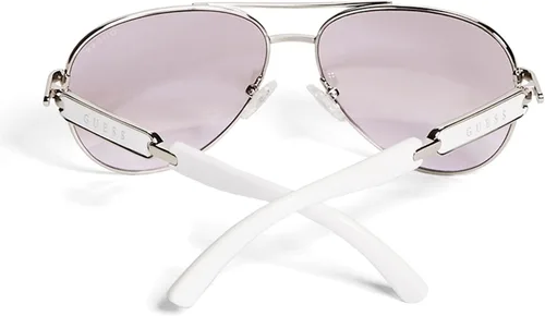 Vista 4 de GUESS Factory Gafas de sol clásicas para mujer, Blanco