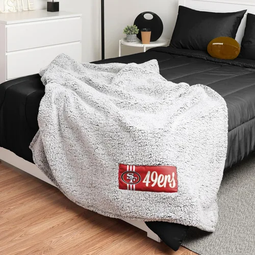 Vista 6 de FOCO Manta Sherpa de nube con logotipo grande del equipo de la NFL, 60 x 70 pulgadas
