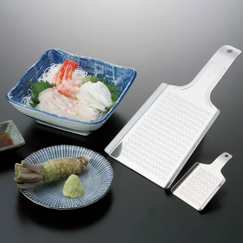 Vista 2 de Tsuboe Wasabi Rallador, Samekichi, grande, acero inoxidable 18-0, Japón BOL441