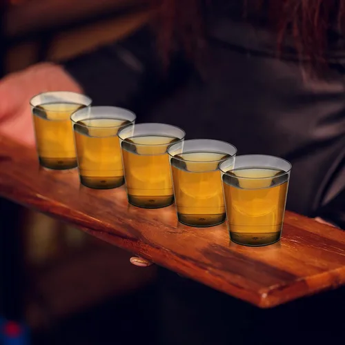 Vista 5 de Tioncy 300 vasos de chupito de plástico de 1 onza, reutilizables para bodas, fiestas, muestras y degustaciones, color negro