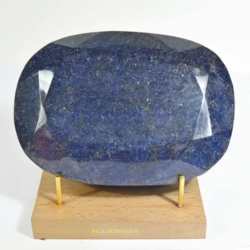 Vista 6 de gemsindia Piedra preciosa de coleccionista de zafiro natural de 17300 quilates tamaño de museo W tamaño del soporte 69 x 5 x 2 pulgadas