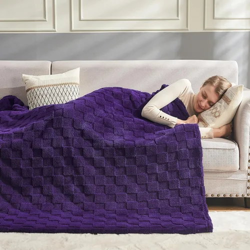 Vista 489 de NEWCOSPLAY Manta súper suave de franela sedosa de alta calidad con diseño de punto gofre 3D, ligera, para uso en todas las estaciones