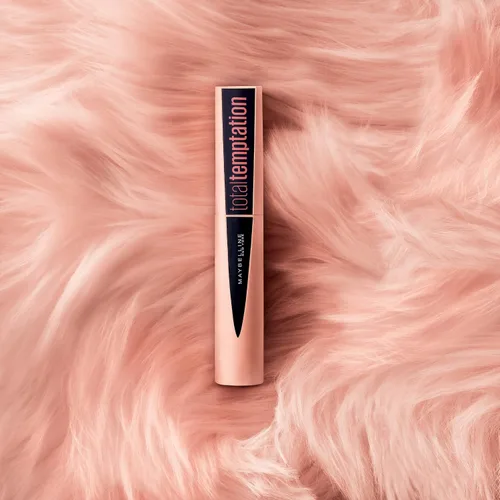 Vista 6 de Máscara de pestañas lavable de Maybelline Total Temptation. Negro más negro. 0.27 oz oz., lavable, Blackest Black