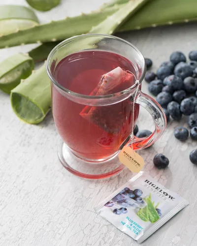 Vista 2 de Bigelow Benefits Sleep - Caja de té herbal de manzanilla con lavanda Sin cafeína, paquete de 6, 108 bolsas de té en total