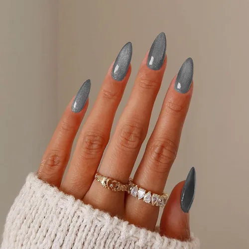 Vista 23 de Uñas postizas rojas de tamaño mediano en forma de almendra, uñas acrílicas brillantes con diseño de purpurina, uñas artificiales de cobertura a001