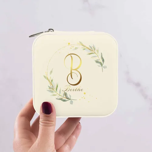Vista 5 de Artsadd Organizador de joyas pequeño de cuero personalizado para mujeres y niñas, joyero de viaje con hojas doradas, caja de joyería con nombre