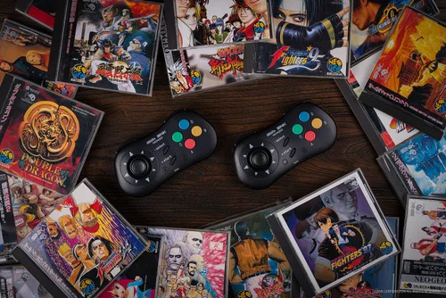 Vista 10 de 8Bitdo NEOGEO Wireless Controller for Windows, Android, and NEOGEO mini with Classic Click-Style Joystick - Officially Licensed by SNK