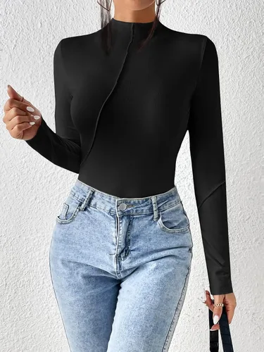 Vista 3 de Verdusa Camiseta de manga larga ajustada con cuello alto falso para mujer, color negro