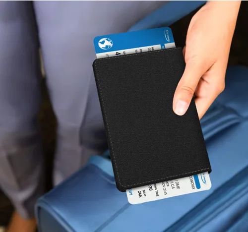 Vista 8 de Fintie - Funda para tarjetas y pasaporte, de piel sintética, bloqueo RFID, cartera de viajes (mezclilla negra)