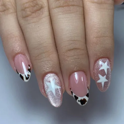 Vista 17 de 24 uñas postizas medianas a presión con forma de almendra, color LMT-7-81