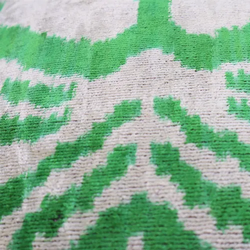 Vista 8 de Almohada decorativa hecha a mano con relleno de plumón, estampado de tigre verde, funda de cojín lumbar de seda de terciopelo suave para sala