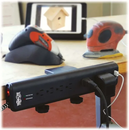 Vista 4 de Tripp Lite Protector de sobretensiones con abrazadera de escritorio, 6 salidas y 2 USB, resistente a las microbrías, cable trenzado de 8 pies, 2100