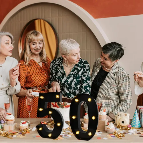 Vista 7 de Números de marquesina LED, números iluminados 2025 para fiestas, letras pequeñas iluminadas, número iluminado a pilas para cumpleaños o decoración