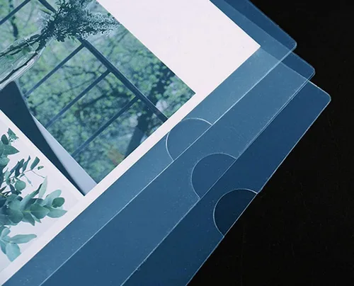 Vista 4 de YoeeJob Paquete de 15 carpetas de documentos tipo L para cartas y papel A4 Azul