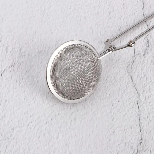 Vista 5 de Colador de té de malla de acero inoxidable con asa, filtro de metal, bola de filtro de té, café, hierba, especias, difusor de té (1 unidad, pequeña)