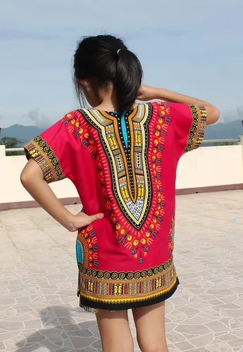 Vista 3 de RaanPahMuang - Camisa de algodón unisex con coloridos estampados africanos Dashiki