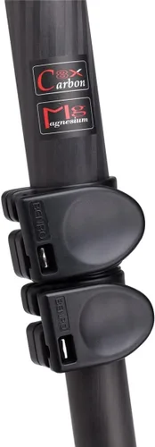 Vista 9 de Benro Kit de trípode de video de fibra de carbono con cabezal fluido S8 PRO - Cuenco de 2.953 in, patas de 3 secciones, carga útil de 17.6 lb