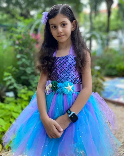 Vista 6 de Disfraz de sirena para niñas, vestido de sirena con luz LED para decoración de cumpleaños, regalos de Halloween