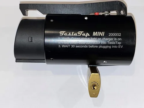 Vista 2 de Adaptador Mini Tesla a J-1772 - 80 amperios - Fabricado en Estados Unidos (TTMINI80)
