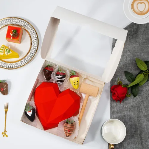 Vista 2 de RomanticBaking 14 cajas de panadería de 9 x 9 x 2.5 pulgadas con ventana para pastel, corazón quebradizo, fresas cubiertas de chocolate, galletas