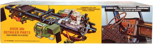 Vista 3 de AMT Skill 3 Model Kit Diamond REO Truck Tractor Escala 1/25 Modelo AMT1500