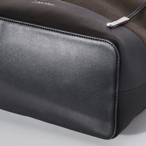 Vista 6 de Calvin Klein Bolso de mano Gabrianna Bubble Lamb NorthSouth Key