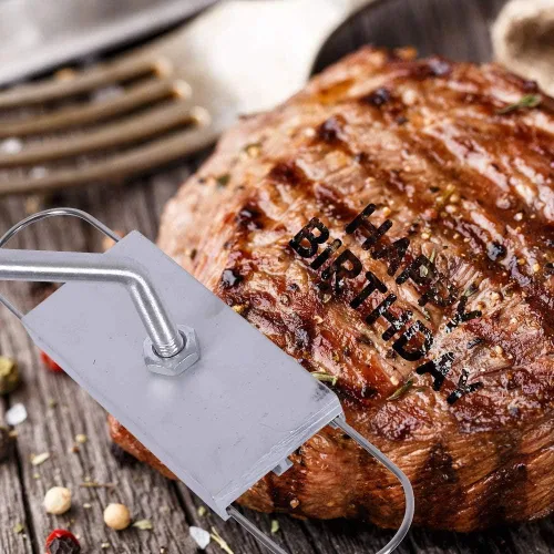 Vista 8 de Hierro de marca BBQ con letras intercambiables y un práctico dibujo, ideal para marcar filetes, hamburguesas y pollo (1)