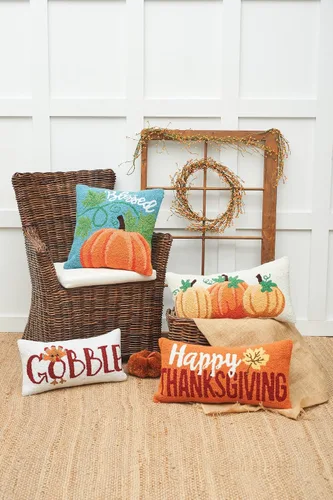 Vista 3 de C&F Home Blessed Pumpkin - Almohada con gancho de 18 x 18 pulgadas, color azul