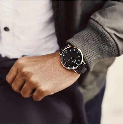Vista 2 de Daniel Wellington Reloj clásico de cuero plateado