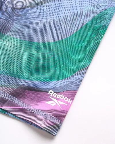Vista 5 de Reebok Conjunto de pantalones cortos activos para niña, 2 piezas, camiseta de rendimiento y pantalones cortos de ciclismo, ropa deportiva de verano