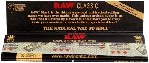 Vista 3 de RAW Clásico Negro Tamaño King Slim Full Box 50 paquetes