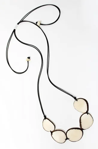 Vista 3 de Tagua Necklace Chips in Natural Ivory White Handmade Fairtrade, Adjustable Lightweight by Florama Natural Jewelry