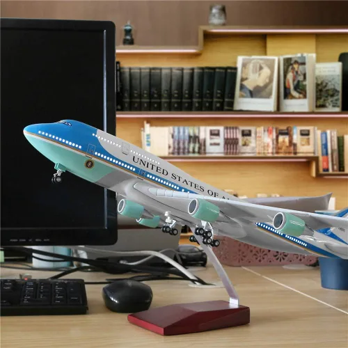 Vista 2 de 24-Hours 18" 1:130 Modelo Jet United States Air Force One Plane B747 Modelo Kits de aviones de exhibición de avión fundido a presión para adultos