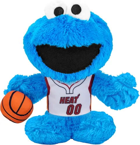 Vista 37 de Bleacher Creatures Atlanta Hawks Harry The Hawk Mascot Kuricha Sentado de Felpa - Suave Mascota Inspirada en Chibi Atlanta Hawks Harry el Halcón