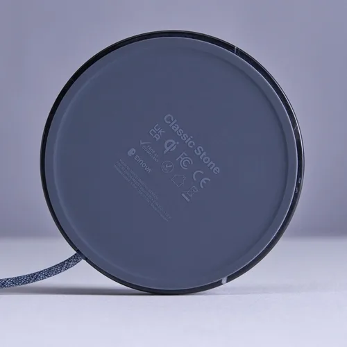 Vista 5 de Einova Classic Stone - Almohadilla de carga inalámbrica de mármol diseñada en Italia, cable USB-C integrado de 6 pies, teléfonos inteligentes