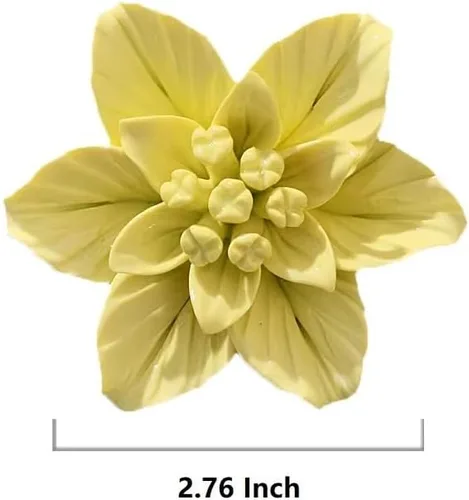 Vista 2 de Arte de pared de cerámica, escultura colgante hecha a mano en 3D, decoración de flores de porcelana (amarillo, gardenia, 2.76 pulgadas)