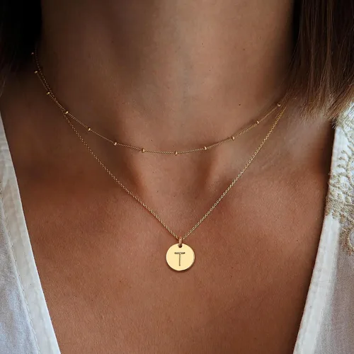 Vista 2 de M MOOHAM Collares de oro para mujer a la moda, collar con colgante personalizado, cadena de satélite delicada Collar chapado en oro de 16 quilates