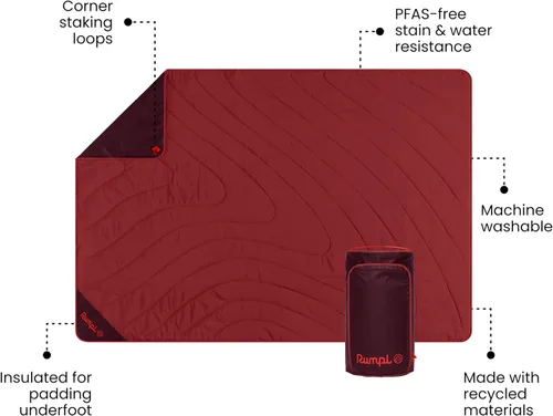 Vista 3 de Rumpl Overland Mat – Impermeable, cubierta y manta acolchada para el suelo, color cereza