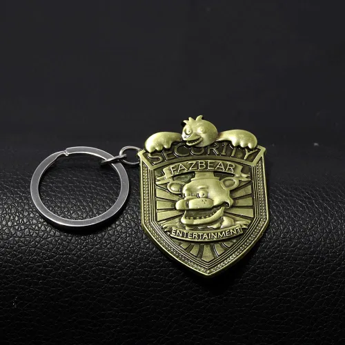 Vista 6 de FNAF - Insignia de guardia de seguridad Pin de guardia nocturno de Freddy Fazbear Regalos de disfraz de la FNAF para niños, hombres, mujeres