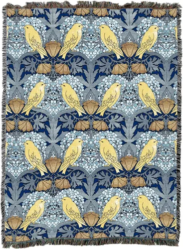 Vista 13 de Pure Country Weavers C.F.A. Voysey - Manta azul con diseño de pájaros y bayas, para manualidades y manualidades, manta tejida de algodón, fabricada