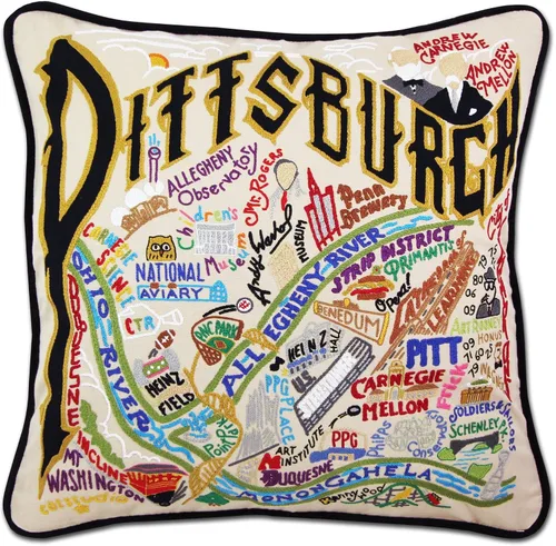 Vista 101 de Catstudio Portland (Oregon) - Almohada decorativa bordada
