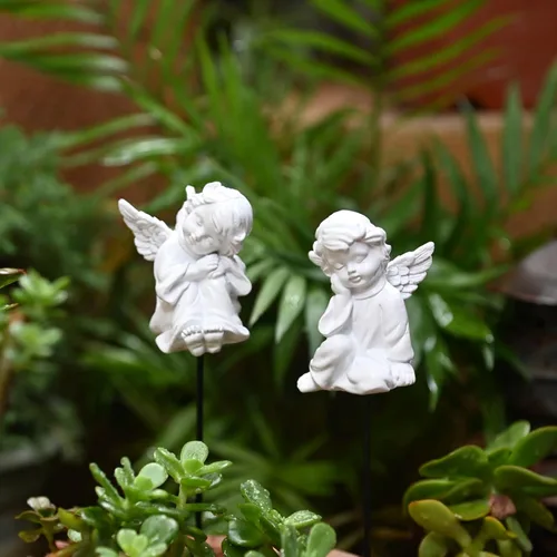Vista 3 de OwMell Juego de 2 Estacas Decorativas de Jardín con Ángeles, Pequeños Adornos de Ángeles de Hadas para Jardín, Estatua Conmemorativa de Ángel